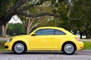 Volkswagen żółty